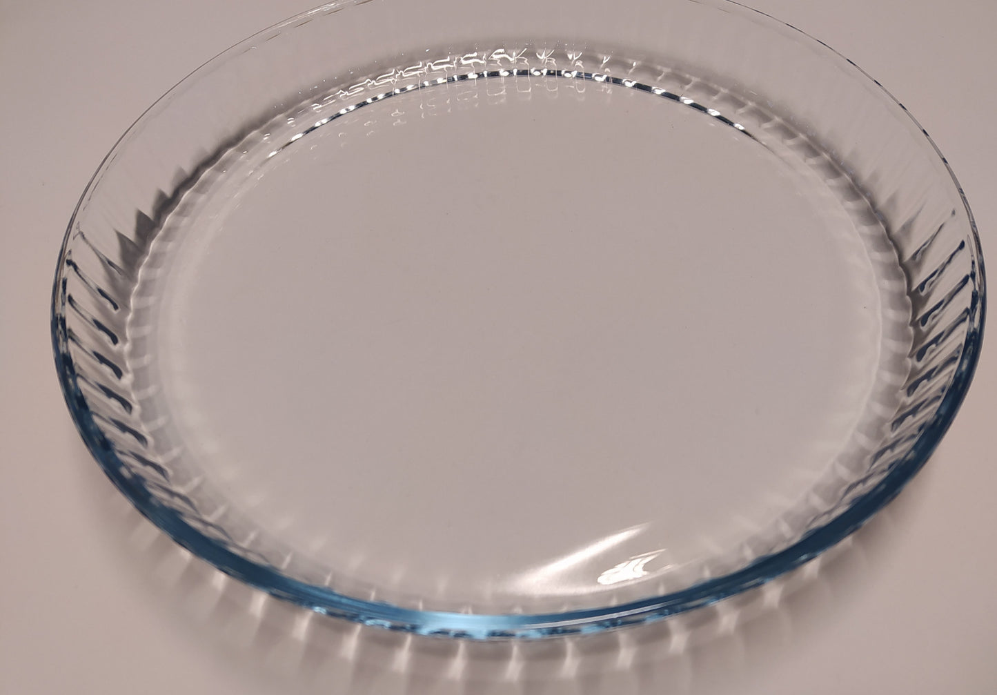 molde redondo con hondas en cristal templado 27,7 cm